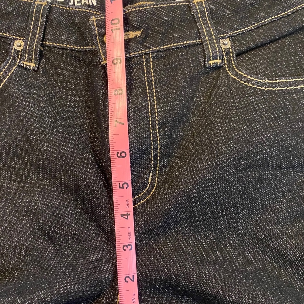 Gorgeous DKNY Soho Jeans - Picture 6 of 8